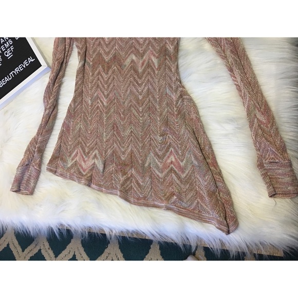 Intrigue Boutique Asymmetrical Sweater - Picture 2 of 8